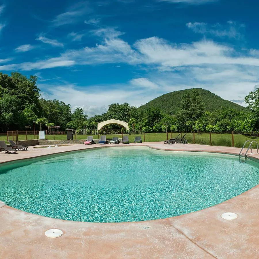 Camping Hotel Acampale - Glamping La Garrotxa - Santa Pau